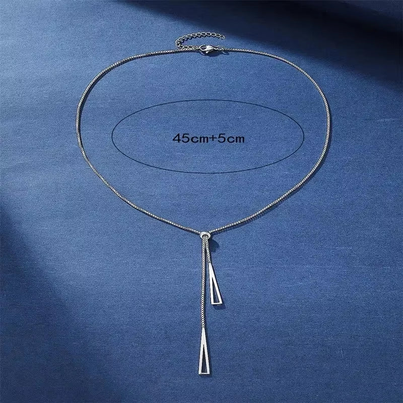 Silver Horizon Triangle Pendant Necklace – Where Minimalism Meets Modern Muse